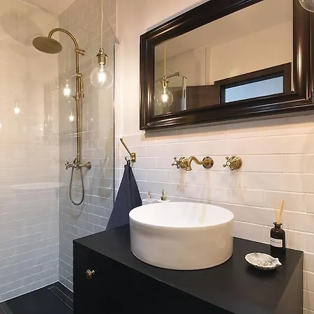 Apartamento Splendeur - Modern With Private Parking *