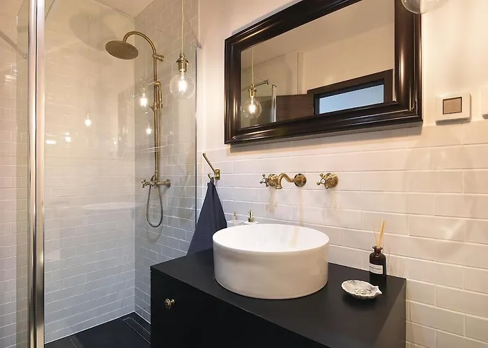 Lägenhet Splendeur - Modern With Private Parking *