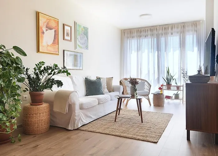 Splendeur - Modern With Private Parking Lejlighed *